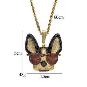 Détail du pendentif chien hip-hop dimensions 5x4,5cm et longueur de chaîne 60cm