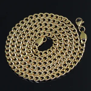 Chaîne cubaine 5mm en acier inoxydable plaqué or 18k avec un fermoir mousqueton