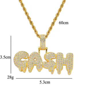Detailansicht der 60cm Gold-Kordelkette mit CASH-Anhänger Abmessungen 5,3x3,5cm