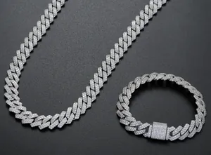 Vue détaillée de la parure de chaîne cubaine hip hop en argent avec micro-pavé de zircons
