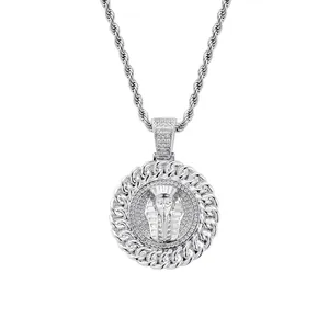Collier chaîne torsadée hip hop avec pendentif rond pharaon égyptien et strass
