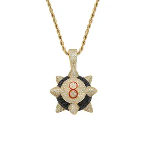 Collier hip hop chaîne torsadée dorée avec pendentif engrenage serti et chiffre 8 rouge