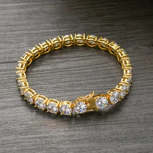 Detailansicht der 8mm vergoldeten Tennis-Kette mit mikro-gefassten Zirkonia-Steinen