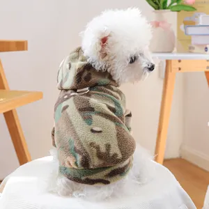 Sweat à Capuche Camouflage pour Animaux de Compagnie Avec Anneau en D Vêtements pour Chiens en Polaire Chaude d'Hiver pour Petits Chiens Chats
