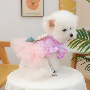 Robe tutu lapin rose et violette pour animaux avec tricot rayé et jupe en maille