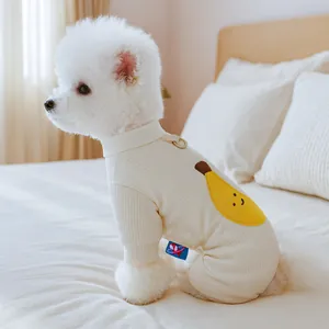 Combinaison en tricot côtelé crème pour chien avec patch banane et anneau en D en métal