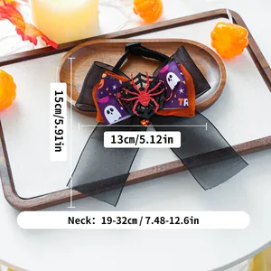 Spécifications de taille pour nœud papillon Halloween pour animaux avec motifs araignée