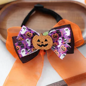 Nœud papillon d'Halloween pour animaux avec citrouille et rubans à motifs festifs