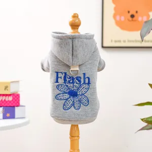 Grauer Kapuzenpullover für Haustiere mit Blumenstickerei und D-Ring für Hunde