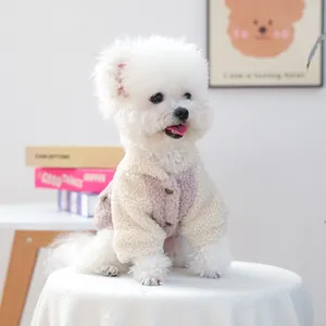 Gilet épais en polaire sherpa pour chiens avec design color-block rose pastel et beige