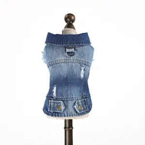 Vintage denim vest voor kleine honden met metalen D-ring en gewassen blauwe distressed details