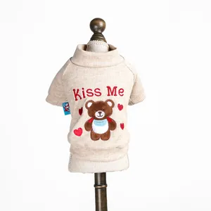 Pull en tricot beige pour petits chiens et chats avec broderie ours Kiss Me