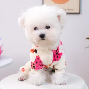 Mono polar beige para mascotas con estampados de patas para perros y gatos pequeños