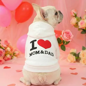 Sweat à Capuche Chaud pour Chien en Polaire Avec Broderie I Love Mom Dad Anneau en D Pour Laisse Vêtements pour Animaux