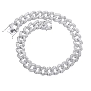 Collana cubana da 20mm in argento con zirconi incastonati e chiusura a cassetta
