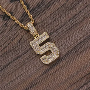 Hip-Hop-Goldkette mit großem Anhänger Zahl 5, besetzt mit Zirkonia an einer Seilkette