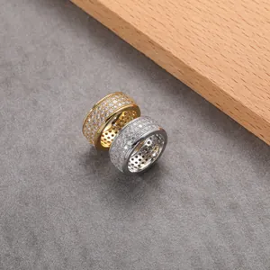Anelli hip hop larghi in oro e argento con pavé di zirconi cubici a micro-incastro