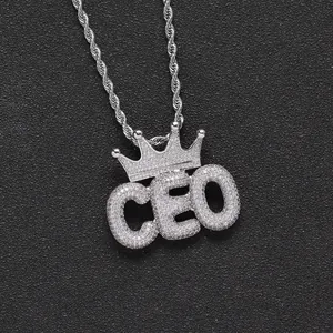 Collier Prénom Personnalisé Couronne Hip Hop Pendentif Initiale en Cuivre Plaqué Or Zirconia Chaîne Torsadée en Acier Inoxydable Bijoux Homme Femme