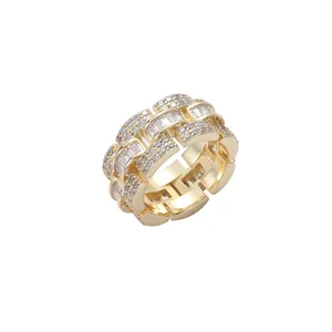 Anello multistrato dorato da uomo stile hip hop con zirconi a taglio baguette e rotondi