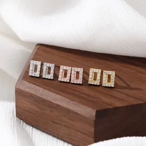 Boucles d'oreilles cubes évidés en argent S925 avec micro-pavé de diamants en trois tons
