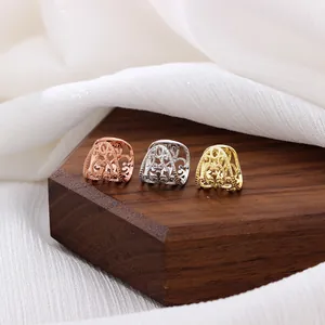 Ear cuff larghi traforati stile palazzo in oro rosa, argento e oro per donna eleganti