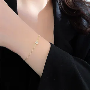 Französisches Vintage S925 Silberarmband mit smaragdgrünem Zirkon an goldener Kette