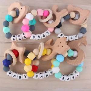 Set massaggiagengive neonato in silicone e faggio con animali e perline colorate