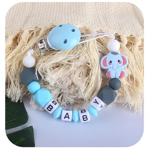 Catenella portaciuccio personalizzata con massaggiagengive a elefante e perline blu