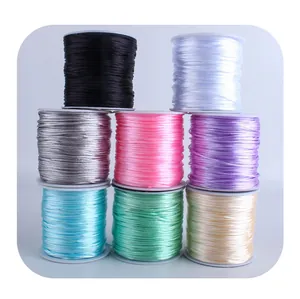 Sélection de 8 cordons tressés en soie colorés pour chaînes de tétines et bijoux DIY
