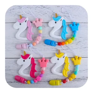 Set di quattro catenelle portaciuccio in silicone a forma di unicorno e corona