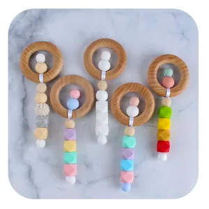 Lot de 5 anneaux de dentition pour bébé en bois de hêtre et perles en silicone colorées