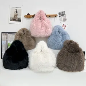 Sacs à main chic en peluche pour femmes en six couleurs douces pour la mode d'automne hiver