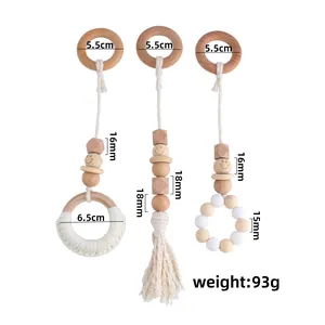 Lot de 3 jouets suspendus en bois de hêtre souriant et coton pour portique bébé