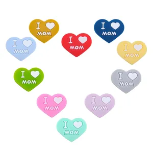 Perline in Silicone a Cuore Doppio Lato I Love Mom Dad Fai da Te Accessori per Catenella Ciuccio Alimentare Sollievo Dentizione