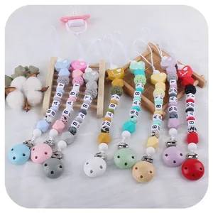 Catenelle portaciuccio in silicone con motivi a cuore Mom Dad e perline colorate