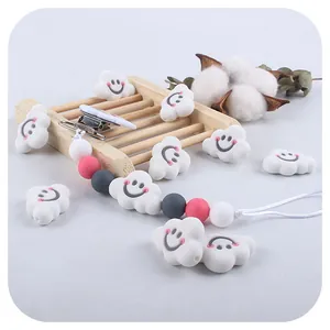 Chupetero de silicona con clip de nube y cuentas de colores para dentición del bebé