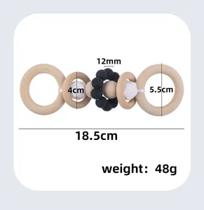 Dimensions détaillées du hochet pour bébé en bois avec perles silicone et anneaux