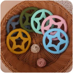 Set mit 6 Silikon-Beißringen für Babys in Sternform und Morandi-Farben zur Linderung