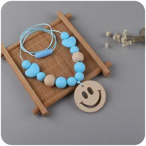 Baby Teether Necklace Food Grade Silicone Heart Beads Wood Smiling Face Pendant Infant Soothing Molar Jewelry Multicolor