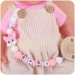 Siliconen speenkoord met roze vos, letterkralen en veilige witte clip voor babyproducten
