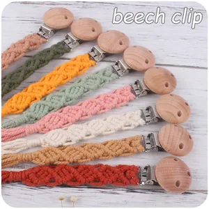 Handgefertigte Boho-Schnullerketten aus Baumwolle mit Buchenholzclip in neun Farben