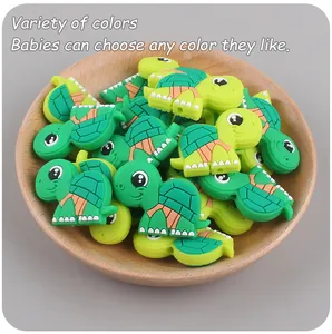 Detalle de cuentas de silicona con forma de tortuga para mordedores de bebé tipo DIY