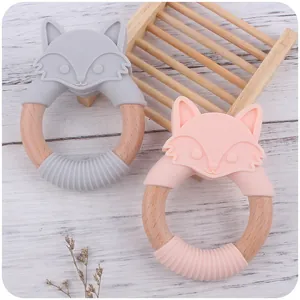 Anneaux de dentition bébé en silicone et hêtre, design renard rose et gris, bois naturel