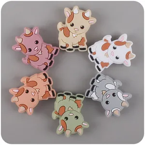 Set de 6 dijes de oveja de PVC para accesorios de bebé en variados colores pastel suaves