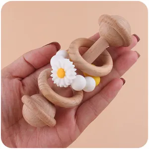 Daisy silicone beads and beech wood baby rattle toy for grasping and teething training