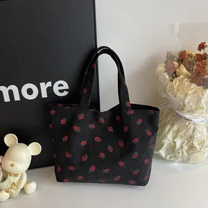 Sac fourre-tout en velours côtelé imprimé fraises avec double poignée stylée