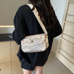 Damen Neuer Chinesischer Stil Wellen Bestickte Umhängetasche Vintage Jacquard Stoff Schultertasche Große Kapazität Breiter Gurt Ethnische Mode Tasche