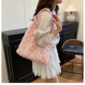 Borsa Tote da Donna Estiva con Fiori in Rilievo 3D Grande Capacità in Tessuto Jacquard Borsa a Spalla Semplice Letteraria Pendolare