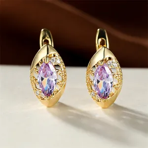 Boucles d'oreilles dorées avec zircon violet taille marquise pour mariage femme