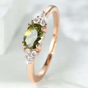Elegante Anello in Zirconia a Taglio Ovale Placcato Oro Rosa Platino Rame Micro Intarsiato Anello per Matrimonio Festa Donna Regalo